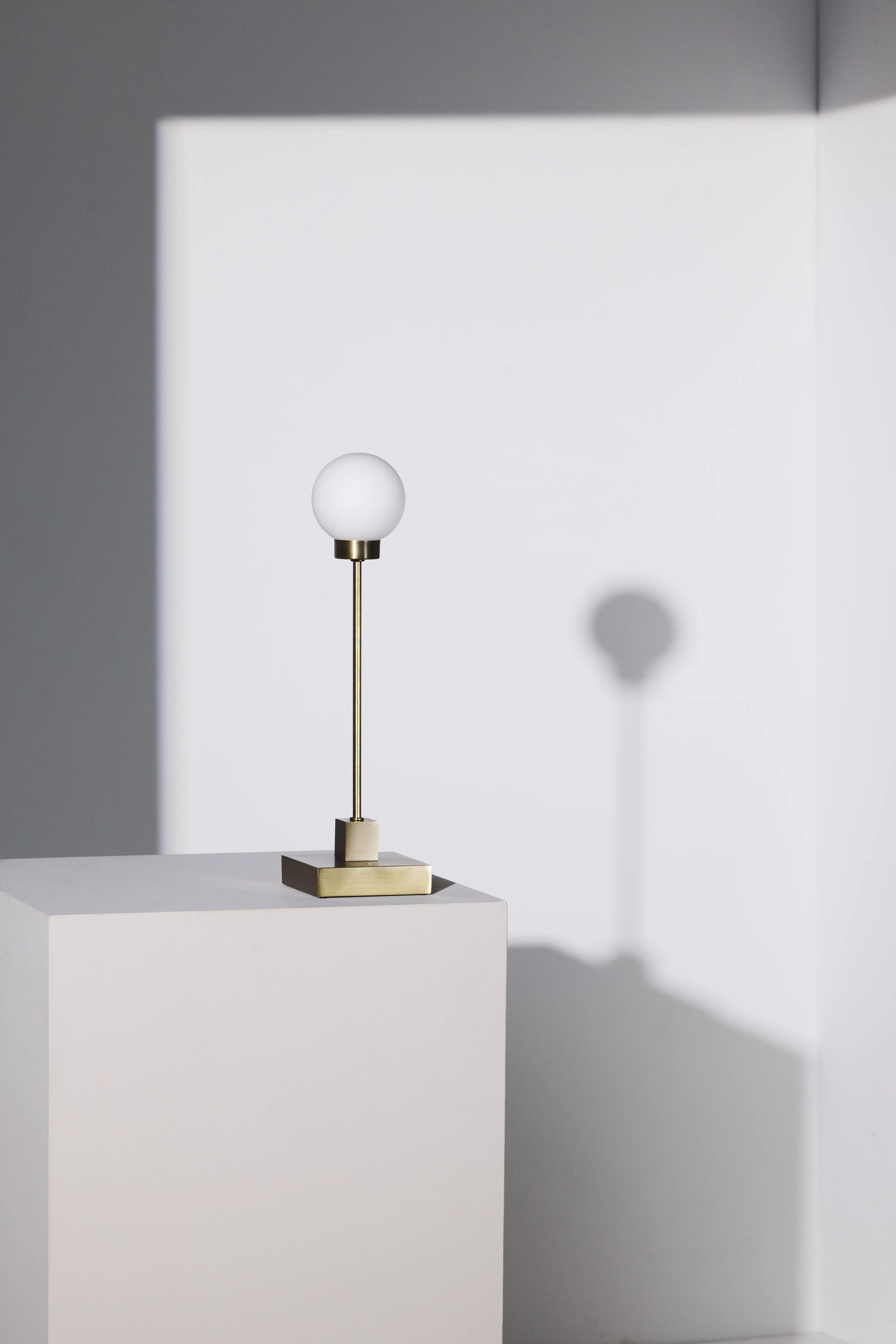 Snowball portable table lamp - Image 11