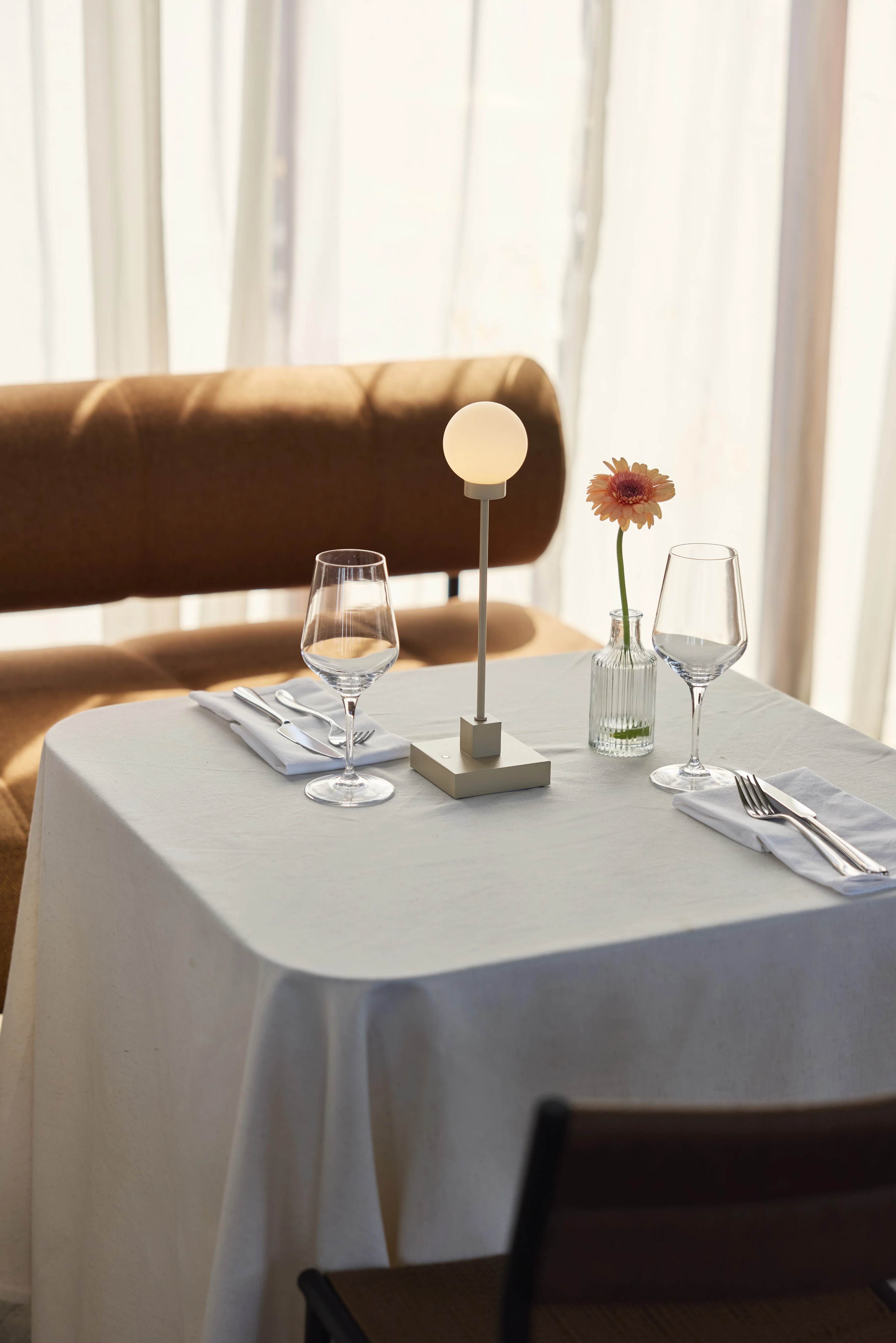 Snowball portable table lamp - Image 3