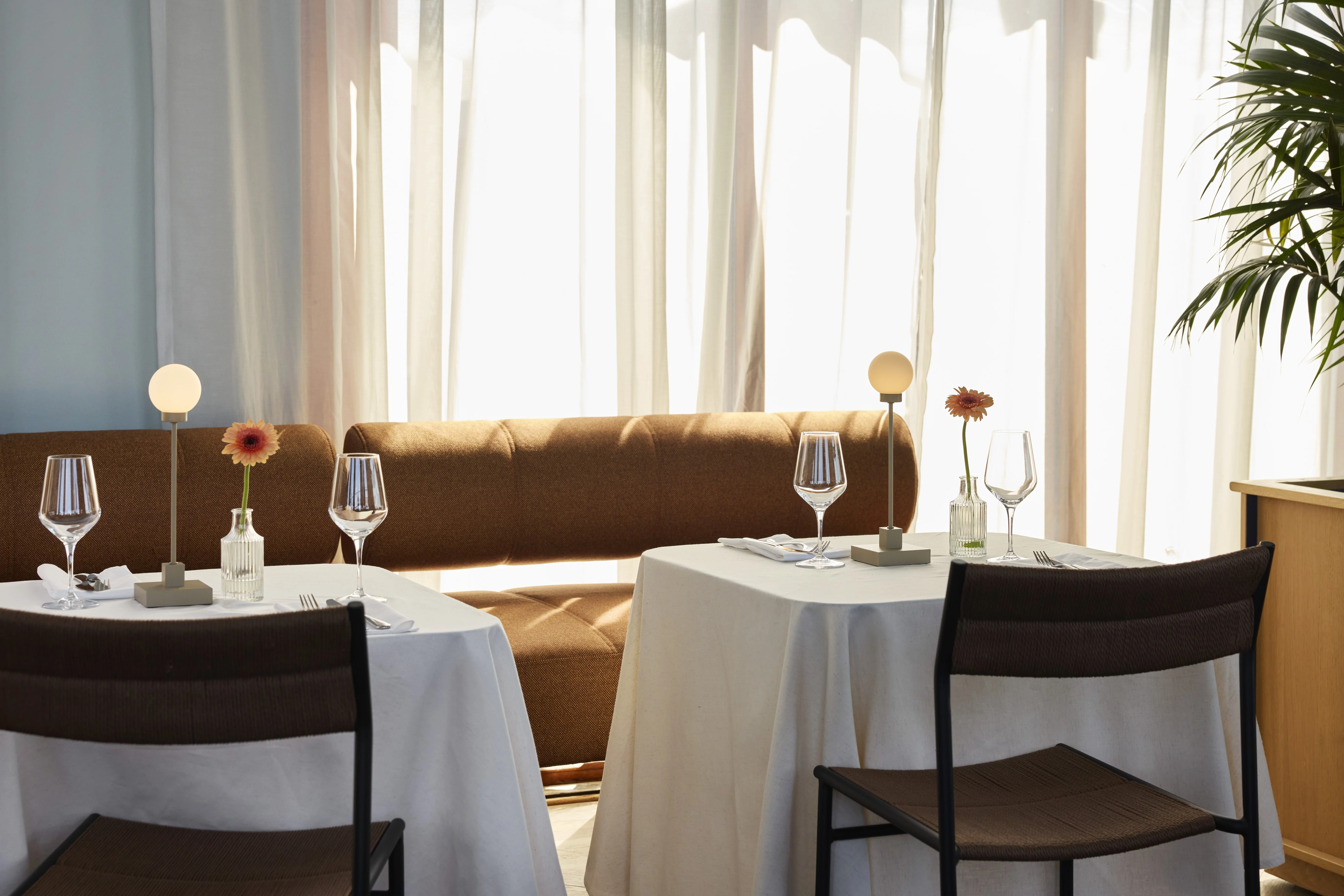 Snowball portable table lamp - Image 4